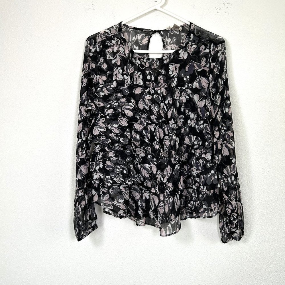 Loft Outlet Blouse Size M‎ Gray Floral Ruffle Tiered Long Sleeve Sheer Top